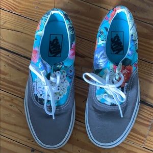 Tropical Van’s